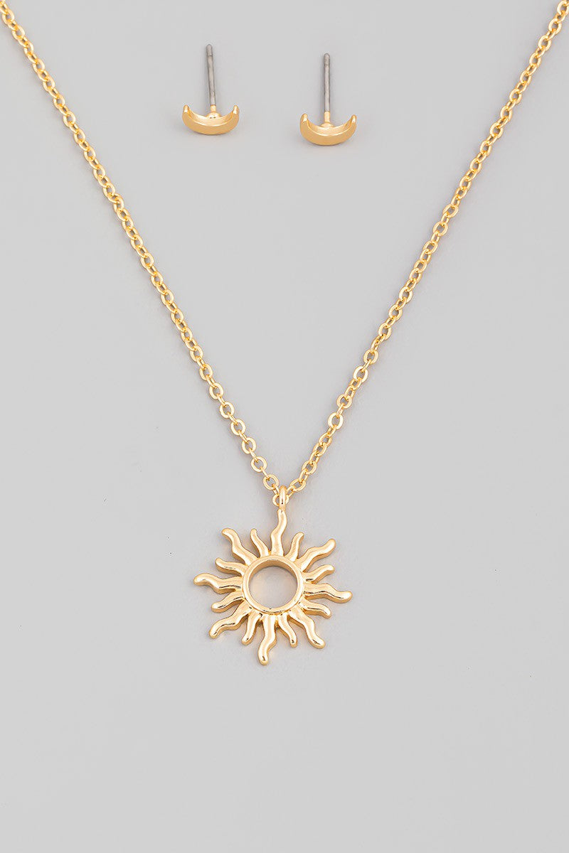 Sun Ray Pendant Necklace Set