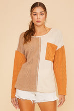 Load image into Gallery viewer, Round Neck Color Block Top
