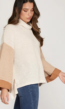 Load image into Gallery viewer, Thermal Knit Color Blocked Top
