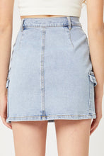 Load image into Gallery viewer, Buttoned Denim Skirt
