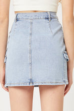 Load image into Gallery viewer, Buttoned Denim Skirt
