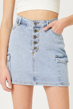 Load image into Gallery viewer, Buttoned Denim Skirt
