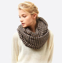 Load image into Gallery viewer, Houndstooth Infinity  Scarf
