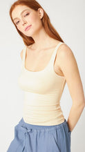 Load image into Gallery viewer, Basic Scoop Neck Tank Top
