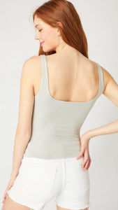 Basic Scoop Neck Tank Top